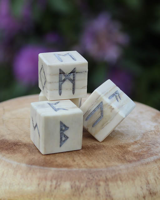 Runic Dice - Set of 4