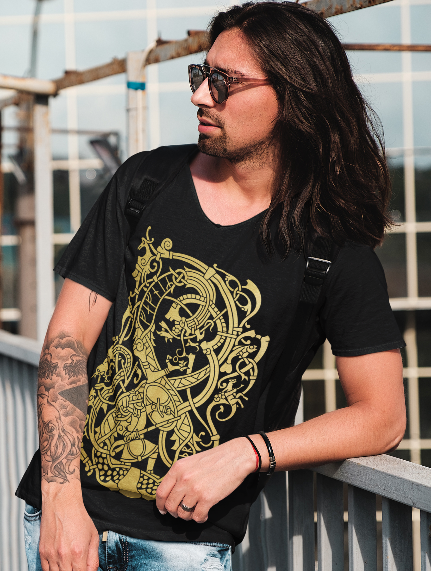 FAFNIR BLACK & GOLD TEE