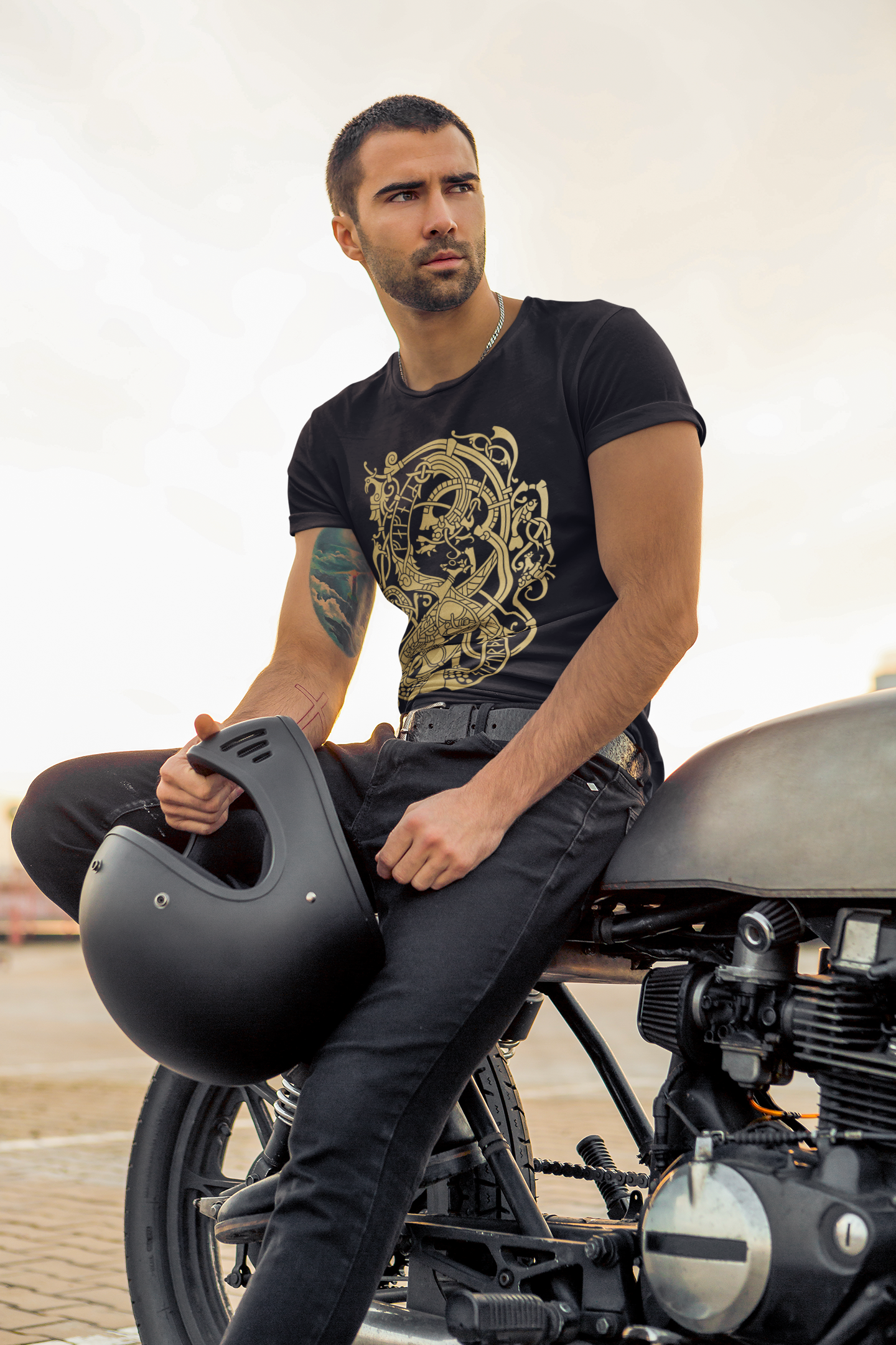 FAFNIR BLACK & GOLD TEE