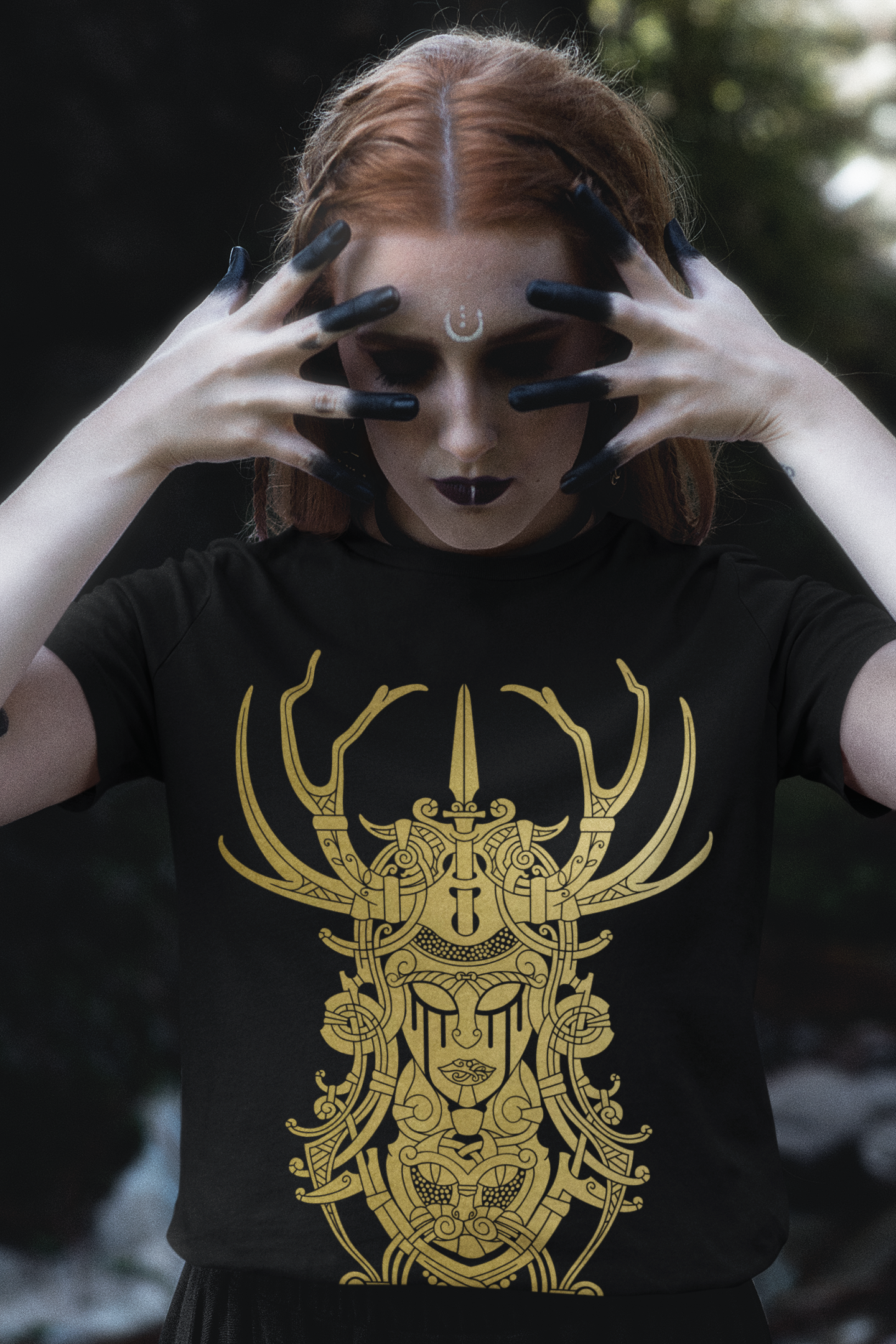 FREYJA BLACK AND GOLD TEE