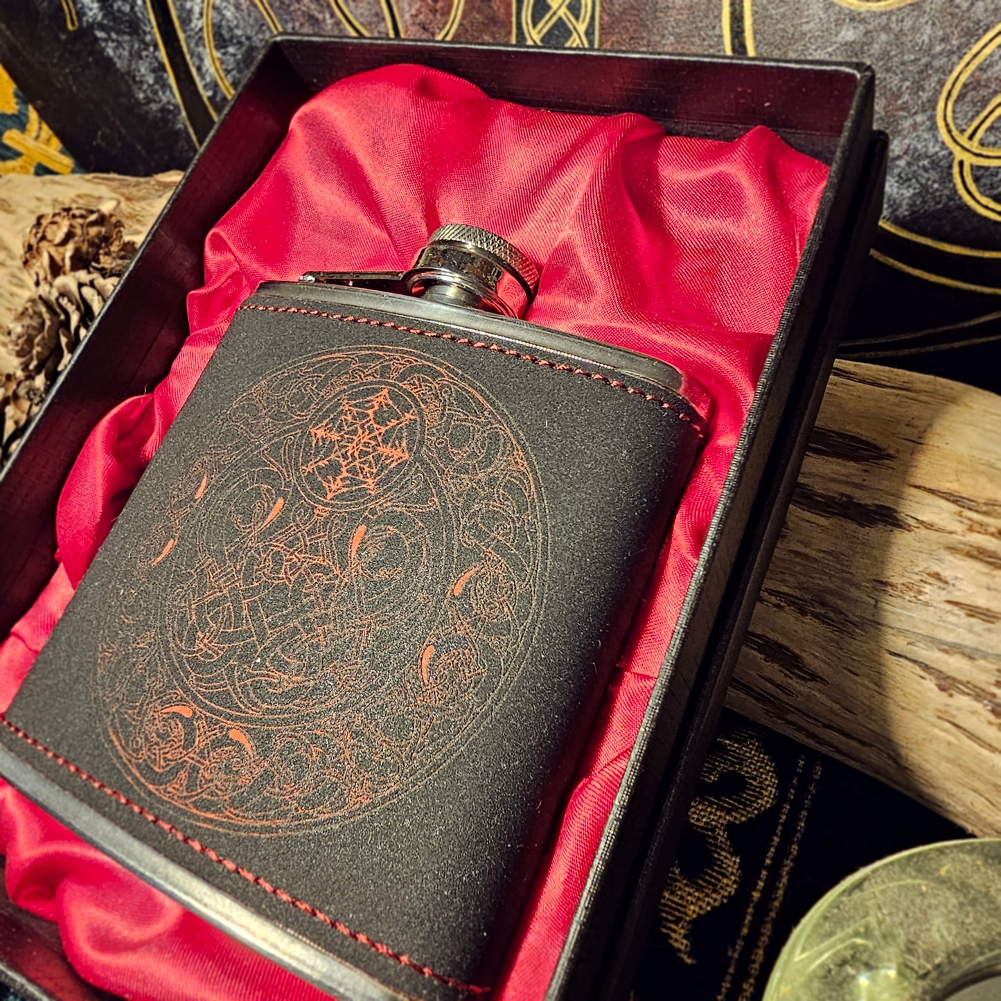 Hip Flask PU Leather - Dragon - Red