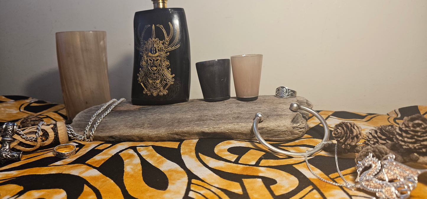 Freya - Horn Hip Flask
