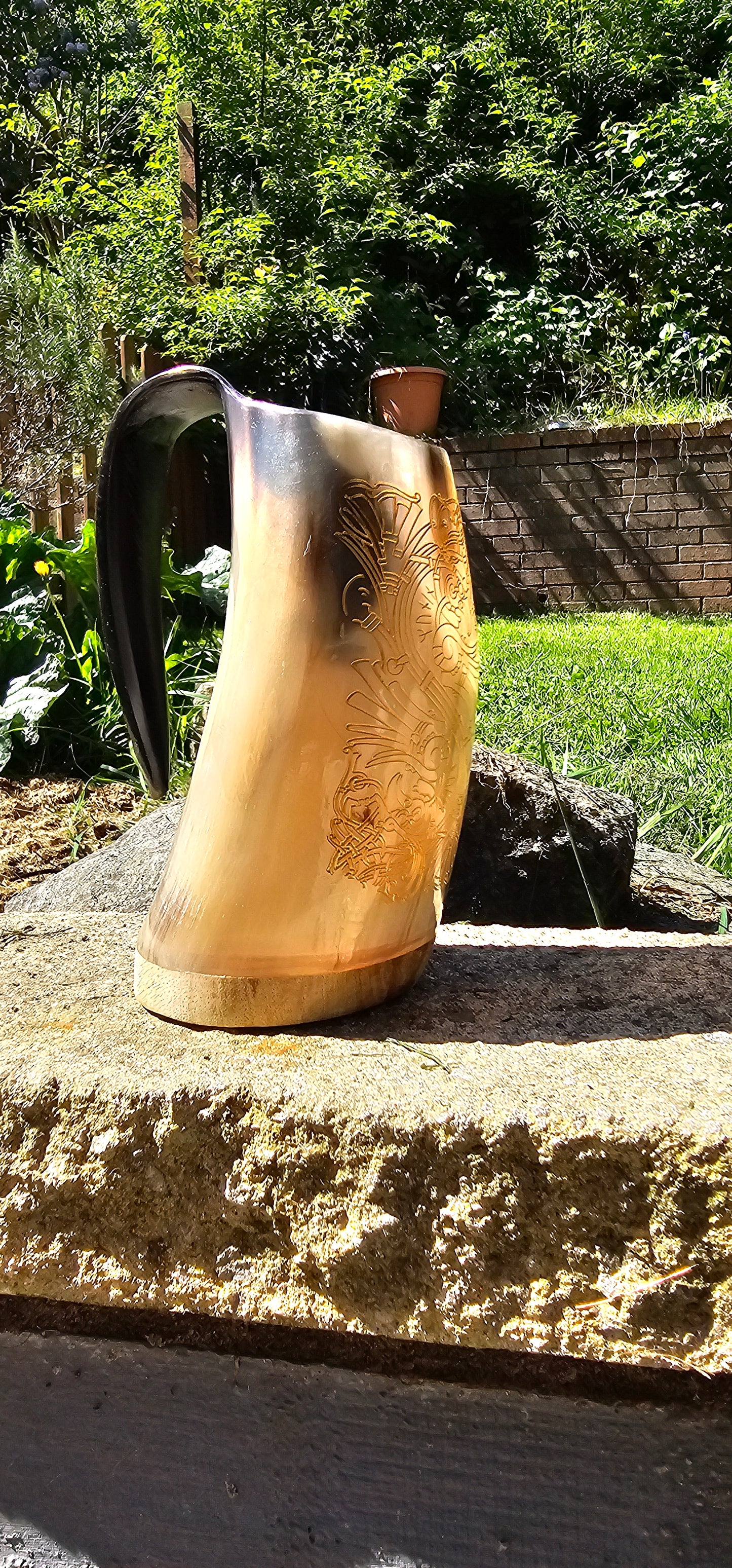 Huginn & Muninn - Horn Mug
