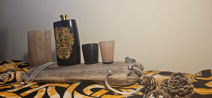 Fafnir & Sigurd - Horn Hip Flask